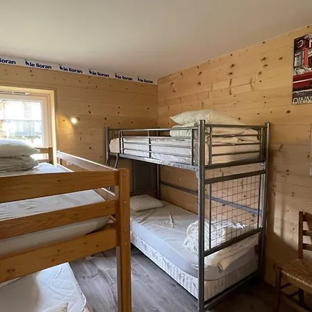 Appartement **appartement T3 Avec Terrasse, Parking Et Proche Pistes** - Fr-1-787-48 Laveissière